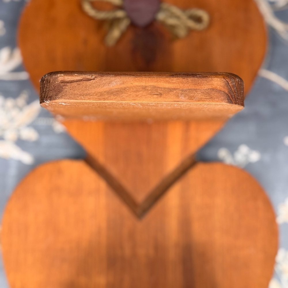 Vintage Heart Wood Wall Shelf 3 Tier Display Shelf with Peg Cottage Decor - Picture 2 of 16